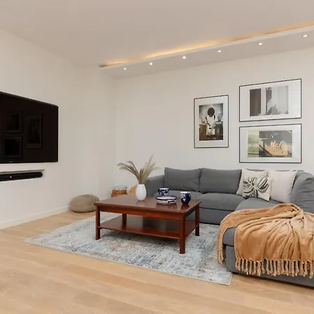 Cosy Apartments With Parking Wilanow By Noclegi Renters Warszawa Zewnętrze zdjęcie