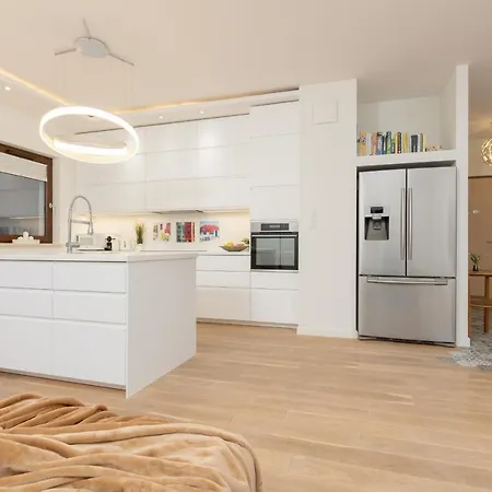 Cosy Apartments With Parking Wilanow By Noclegi Renters Warszawa Zewnętrze zdjęcie