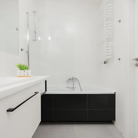 Cosy Apartments With Parking Wilanow By Noclegi Renters Warszawa Zewnętrze zdjęcie