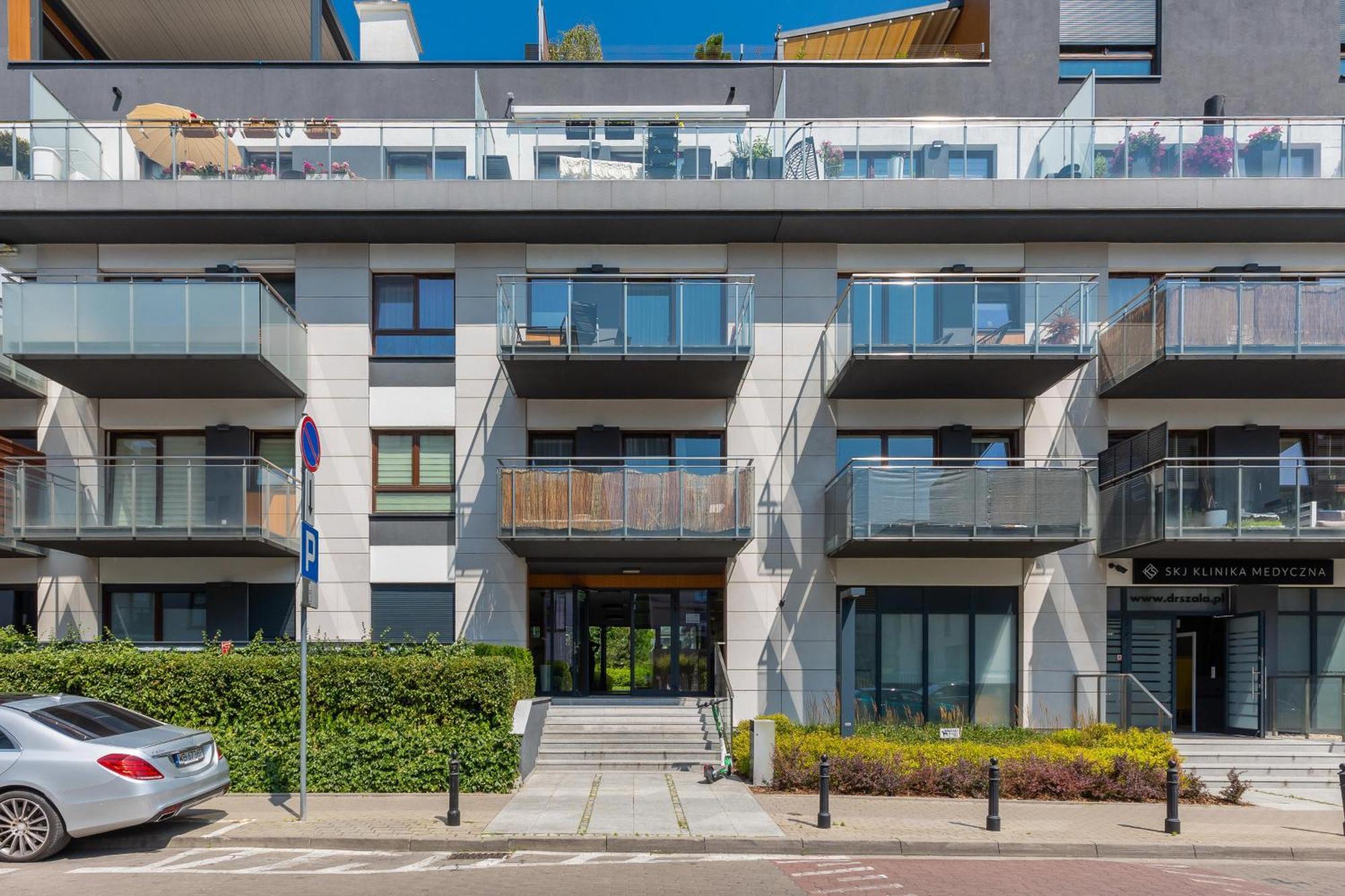 Cosy With Parking Wilanow By Renters Apartamento Varsovia